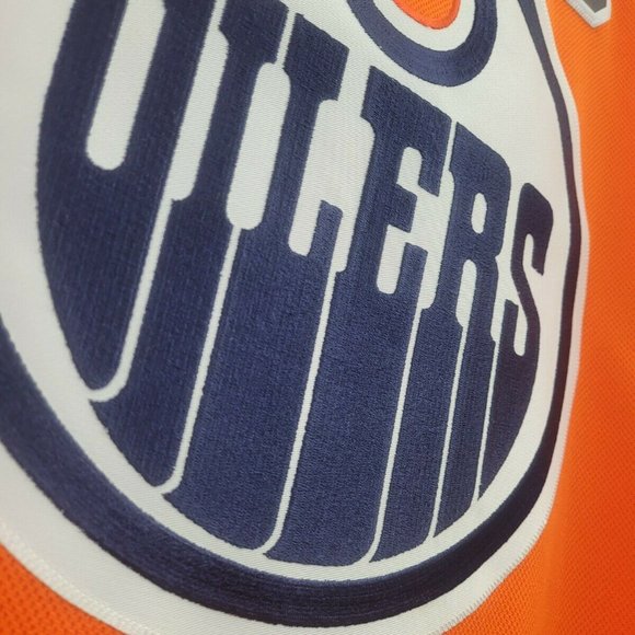 ADIDAS CONNOR McDAVID EDMONTON OILERS NHL JERSEY - Picture 4 of 9